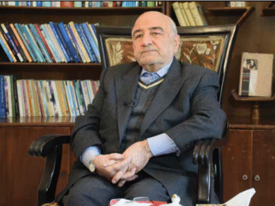 قدرت در سایه